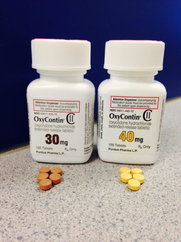 Oxycontin myytävänä verkossa ilman reseptiä
